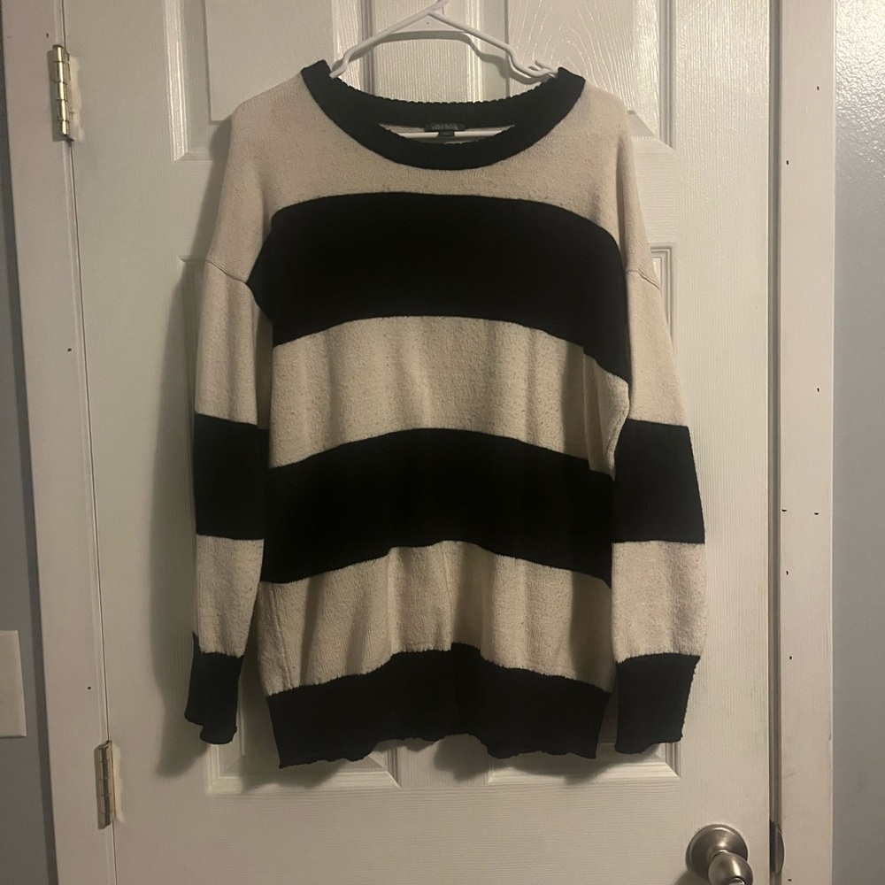 Wild Fable Black and Cream Striped Sweater